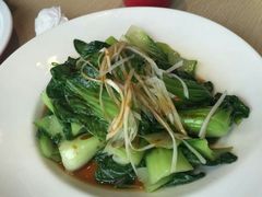 白灼青菜-关东小磨东北菜(上海长风大悦城店)