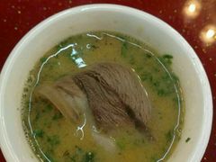 -老石黑山羊毛驴肉火锅(金凯广场店)