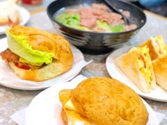 招牌菠萝包-华嫂冰室(湾仔店)