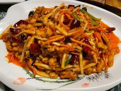 -树下时尚餐厅(翠园街店)