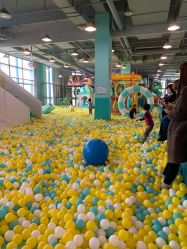 -米可儿童游乐场(观江国际购物中心店)