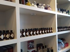 -墨more调香馆DIY自调香水(博雅国际中心B座店)