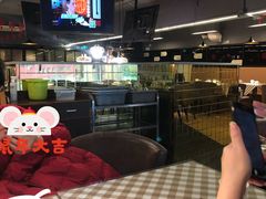 -新大咀港式茶餐厅(宝山万达店)