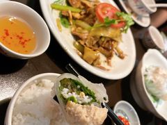 -大头虾越式风味餐厅(光明广场店)