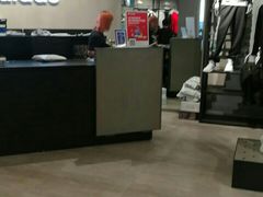 -阿迪达斯(武林银泰三叶草店)