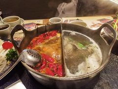 草本鸳鸯锅-盡膳口福跷脚牛肉火锅(晶耀前滩店)