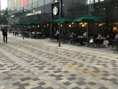 -星巴克(杭州银泰城西一店)