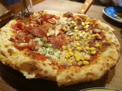 超级鸡肉海鲜双拼披萨-盘炉forenza·云贵川融合小食堂 ( 钟楼中柳巷店)