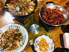 -小球滚滚湘菜馆·烤鱼·口味虾(太平街店)