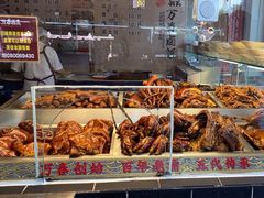-老鼎万春卤菜(五代传承创始老店)