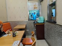 -白玉兰食品甜凤店(合生汇店)