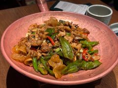 邹皮椒小炒肉-云海肴·汽锅鸡·云南代表菜(天山百盛优客店)