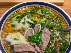 招牌生烫牛肉米线-云阿蛮云南生烫牛肉米线(奉贤路店)