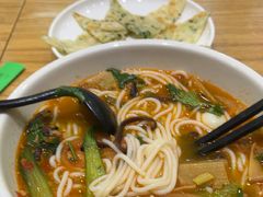 -蒙自源米线大王(宝安尖岗山店)