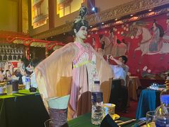 -唐乐宫·歌舞剧院餐厅