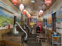 大堂-潭州老友灶台鸡·竹屋老灶(光明E城店)