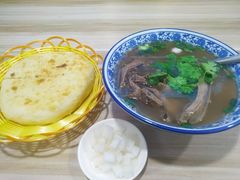 -丰登陕西水盆牛羊肉·泡馍