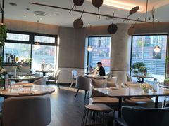 -必胜客(漕宝路店)