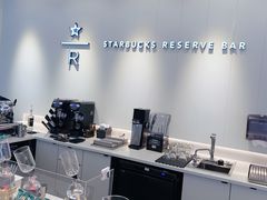 -星巴克臻选(上海淮海百盛购物中心店)