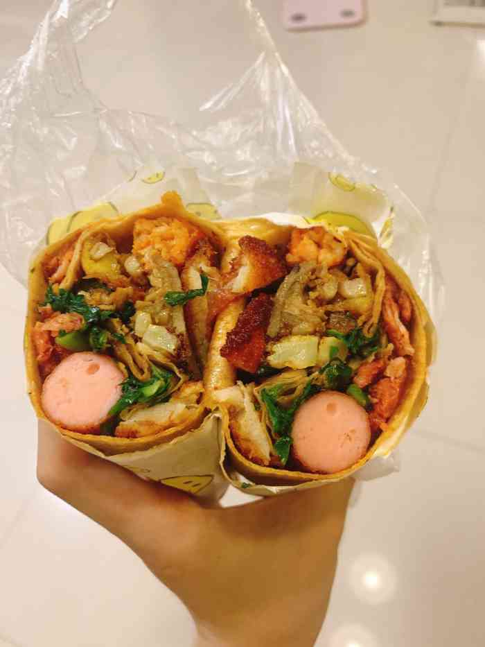 阿伟包饼(新街口店)-"路过新街口,看到新开了家包饼店,回想上一.