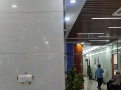 -茂菊口腔连锁(浦东南路店)
