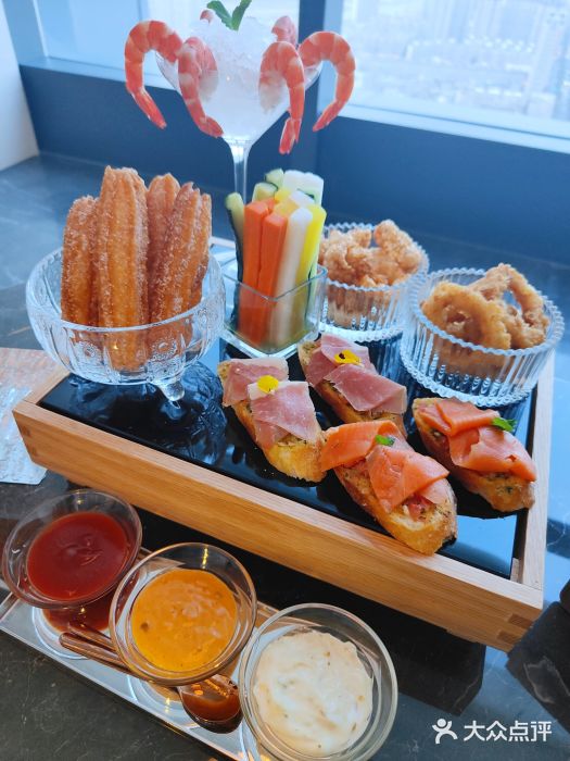 秀·吧 Show Bar(兰州盛达希尔顿酒店)图片