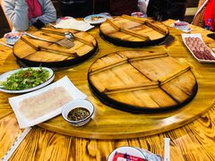 -老关东铁锅炖(上游街店)