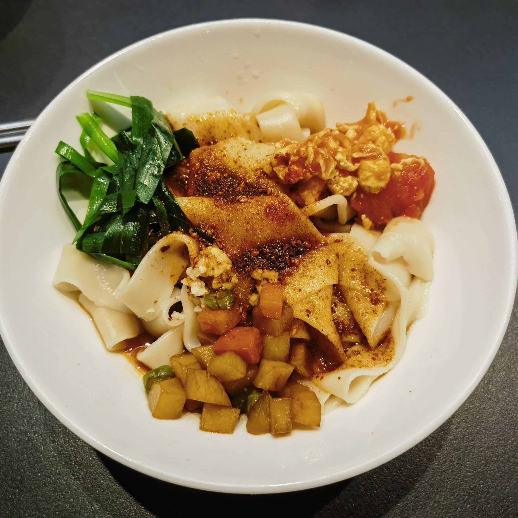 原本五一来河南蛮失望的,不管是开封还是郑州还是洛阳,景区外一整个