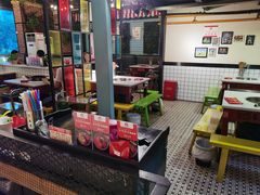 -钢管厂五区小郡肝串串香(奥克斯广场锦城万达店)