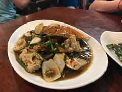 -Dang restaurant (patong phuket)
