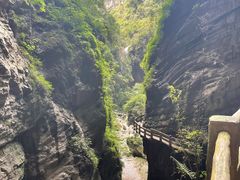 -龙水峡地缝景区