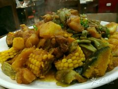 -老码头黑皮肘子锅包肉熏酱水饺(文政街店)