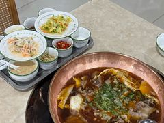 -朝伟清真铜瓢牛肉馆(三十年老·店)