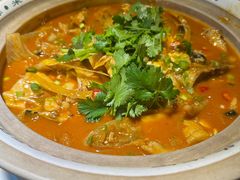 -魏铭鱼头捞饭(晋阳路店)