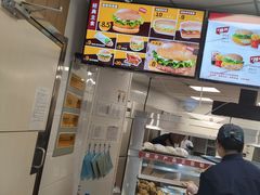 -华莱士·炸鸡汉堡(蜜欢购物店)