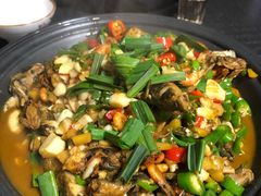 红烧杂鱼-老铁私房菜