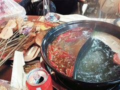 -椒点传统串串香