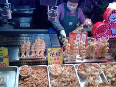 -六合夜市