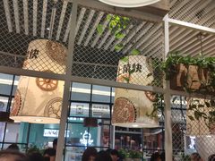 大堂-吕氏疙瘩汤·海鲜新鲁菜(凯德mall新都心店)