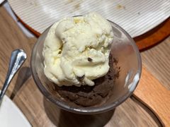 -必胜客(新中纬店)