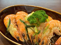 -8PINTS八品脱·日料·烧鸟·精酿小酒馆(莘庄店)