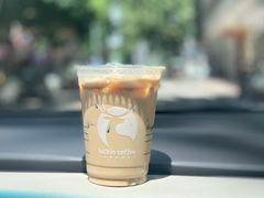 -瑞幸咖啡(东方广场中庭店)