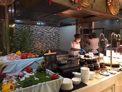 -海口绿发希尔顿酒店-田园汇自助餐·三文鱼·海鲜