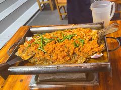 -宏兴烤鱼山庄(宣恩总店)