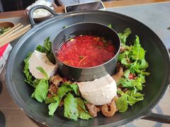 -苗阿哥酸汤牛肉火锅(体育场店)