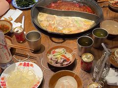 -萍姐火锅·公路夜市(武汉首店)