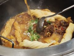 -九妹农家大铁锅东北菜(江湾店)