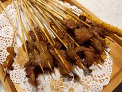 牛小串-九府羊·鲜羊火锅·烤串(新华路店)