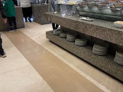-天津京基皇冠假日酒店