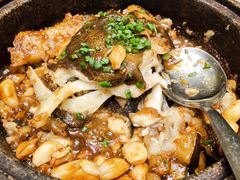 -海派美食·家宴海鲜青岛菜·石锅鲽鱼头(东方城店)